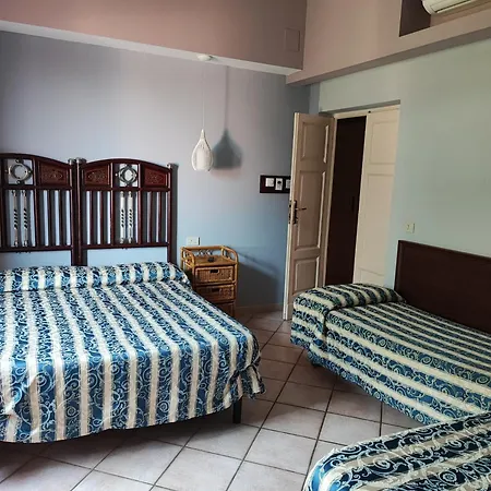 Agriturismo Le Macine Farm stay *