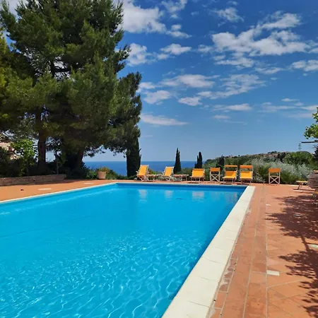 Le Macine Alloggio per agriturismo Silvi Marina