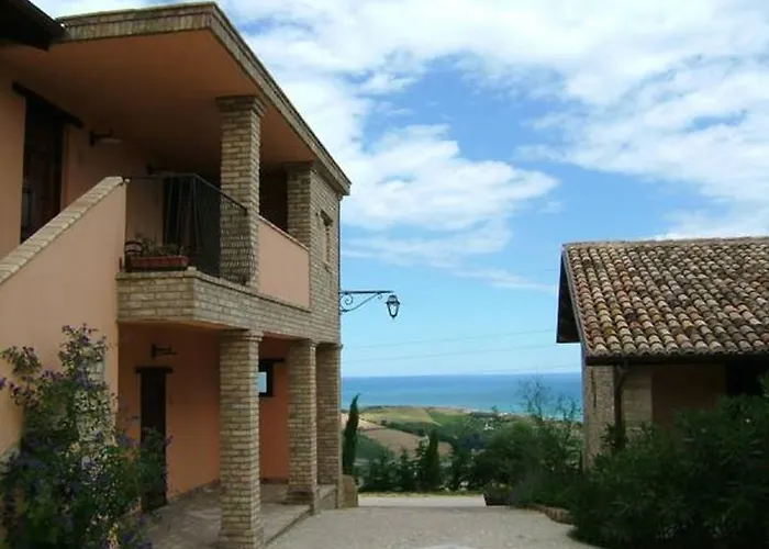 Le Macine Alloggio per agriturismo *